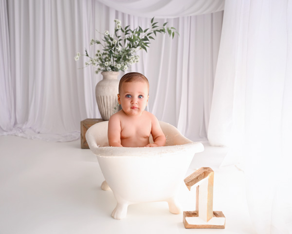 One year old baby milestone celebration