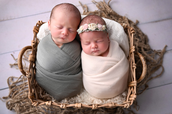 Newborn baby with its parents